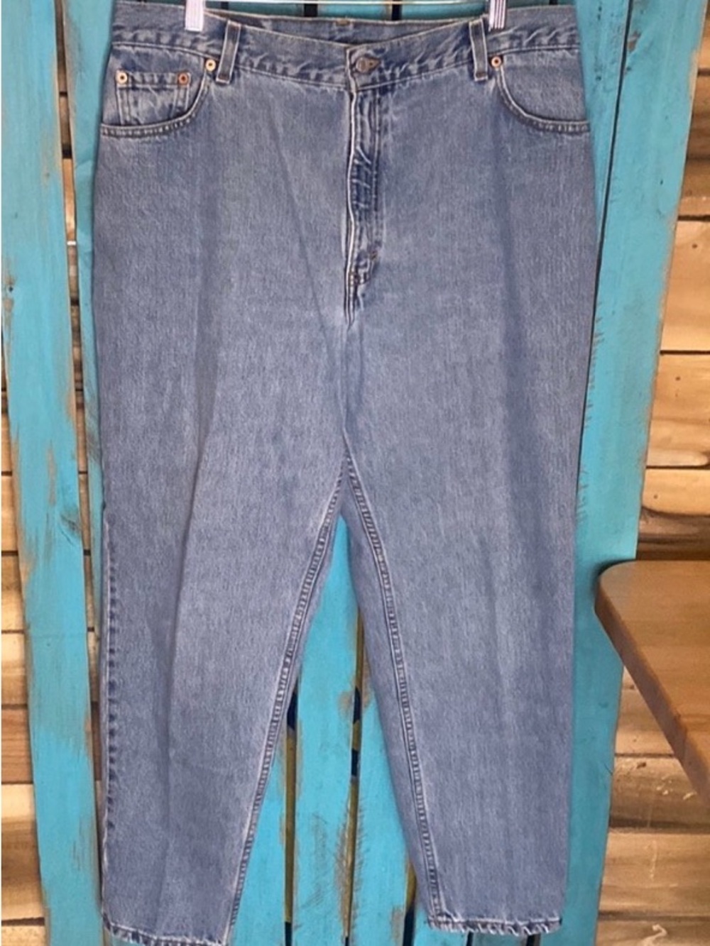Vintage 90s Levi’s 550 jeans size 14 (tag says 16) high rise distressed light